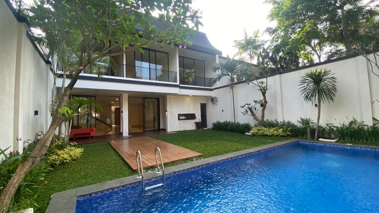 For Sale Rumah Modern Minimalis di Kemang Jakarta Selatan