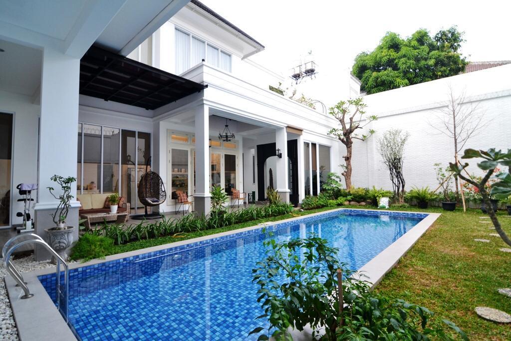 For Sale,  Rumah Siap Huni Menteng  Jakarta Pusat
