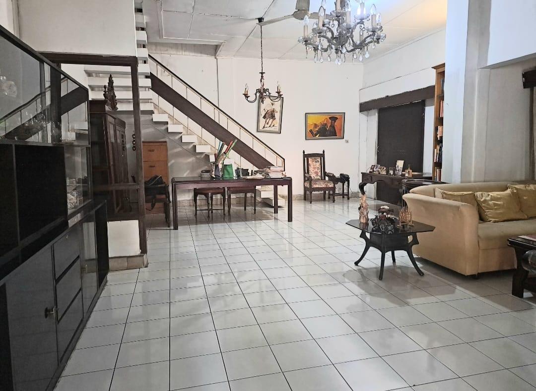 FOR SALE Rumah di Jl.Brawijaya, Kebayoran Baru, Jakarta Selatan