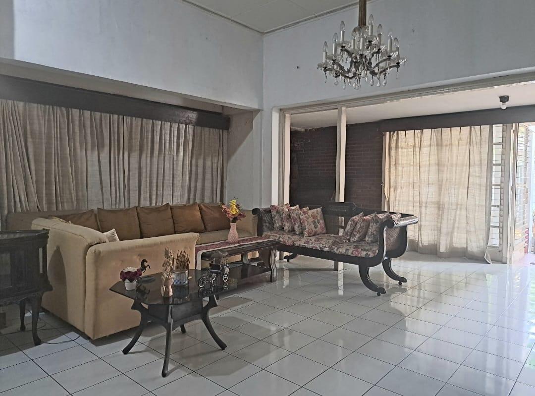 FOR SALE Rumah di Jl.Brawijaya, Kebayoran Baru, Jakarta Selatan