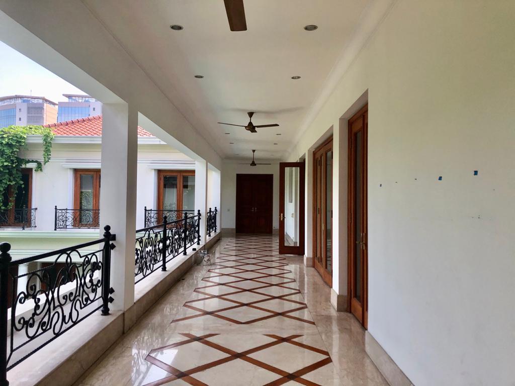Rumah bagus Scbd & widya chandra area Keb.Baru