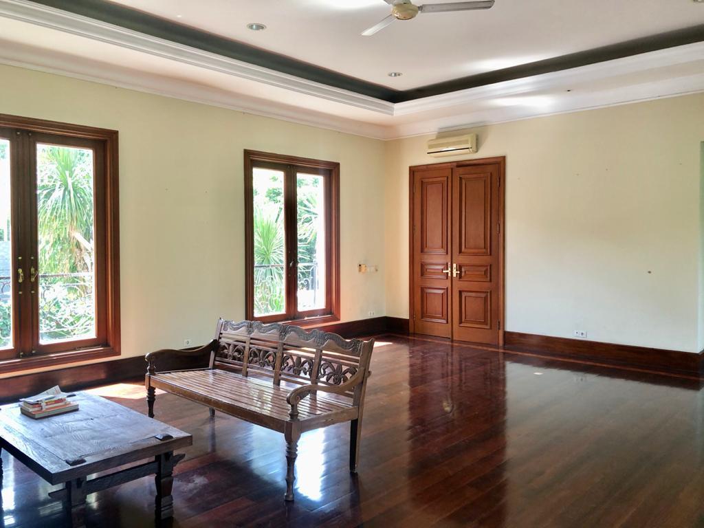 Rumah bagus Scbd & widya chandra area Keb.Baru