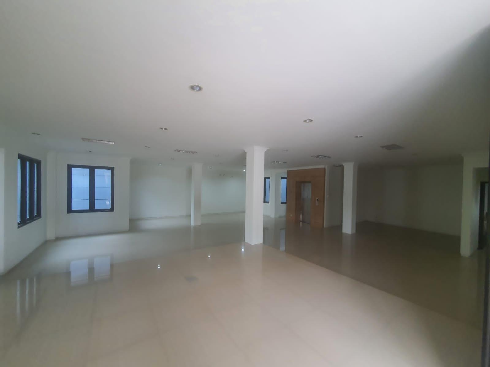 Dijual Rumah di Warung Jati Timur