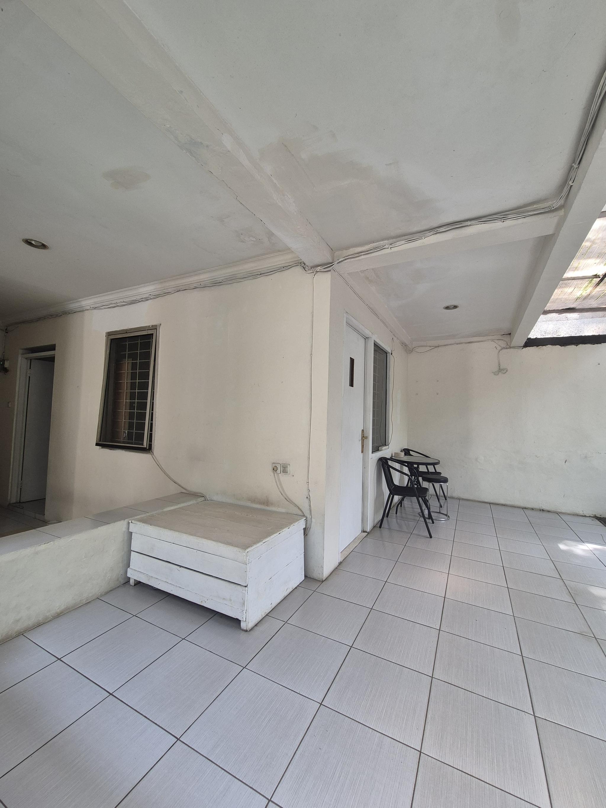  For sale rumah 2 lantai dekat Sency, lokasi prime & strategis