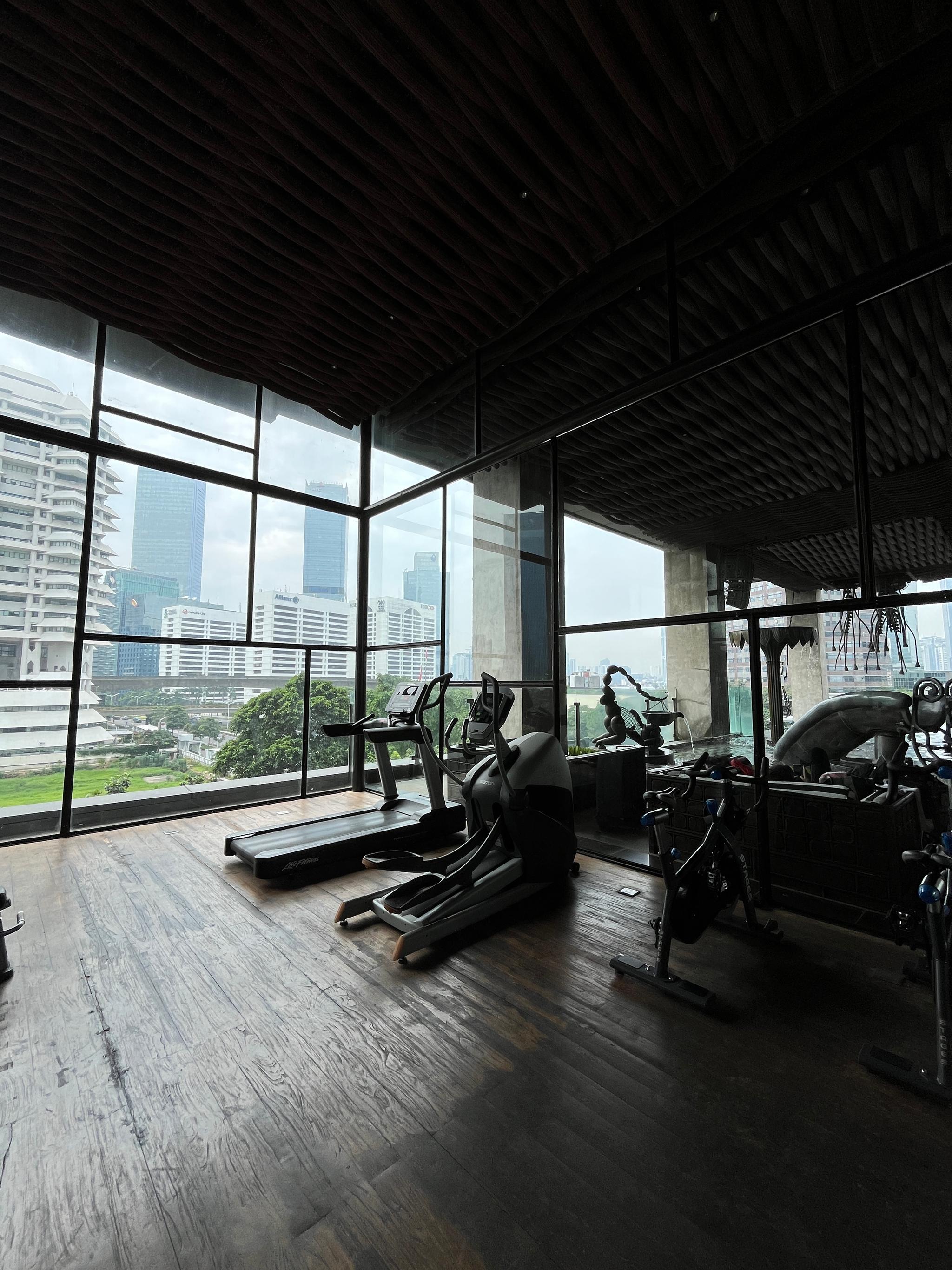 Disewakan apartemen prime area di sudirman suites dekat dengan MRT, Mall, dan perkantoran