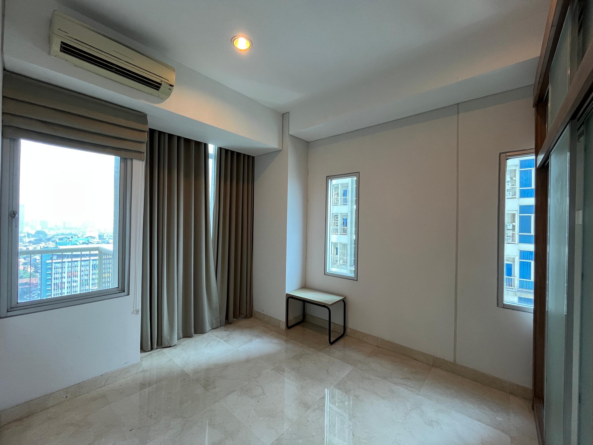 Disewakan apartemen prime area di capitol park salemba