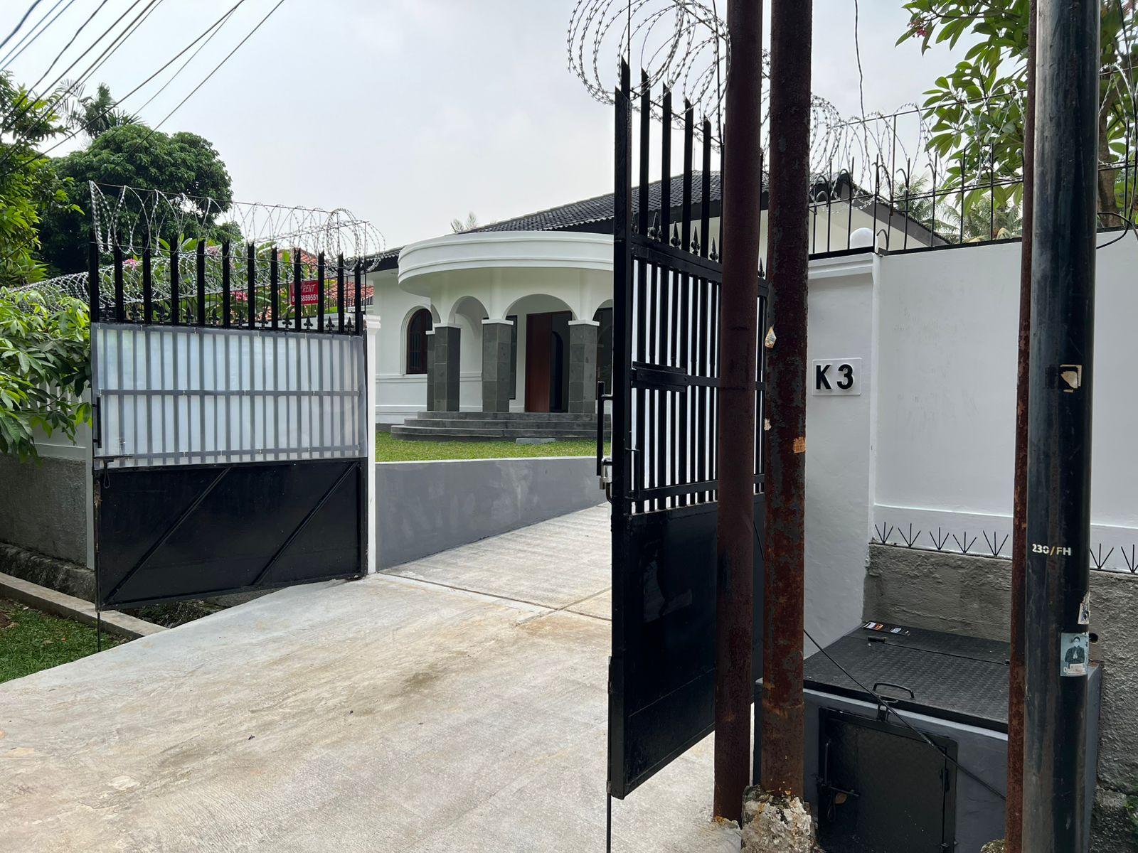 Available House FOR RENT at Kemang