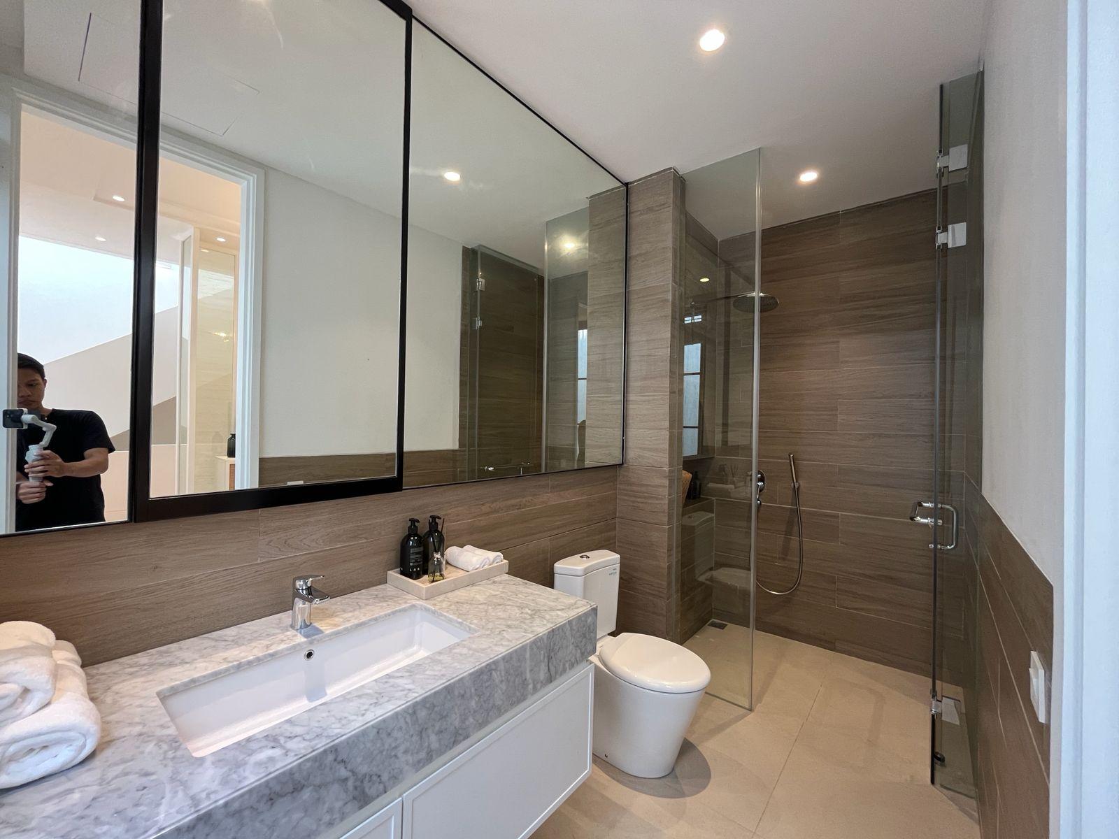Dijual Rumah Siap Huni American Modern Pondok Indah Jakarta Selatan