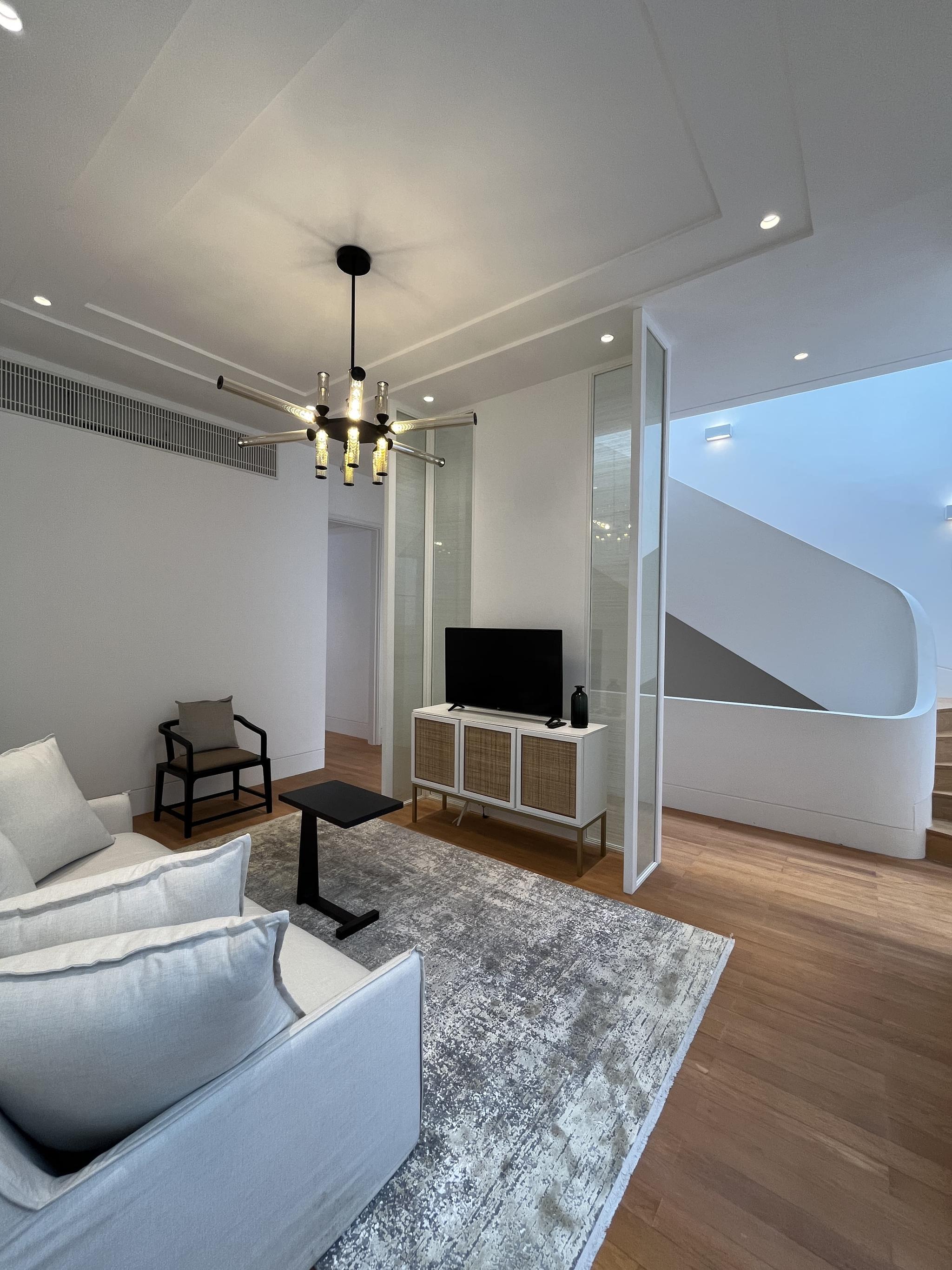 Modern classic new townhouse pondok indah for sale