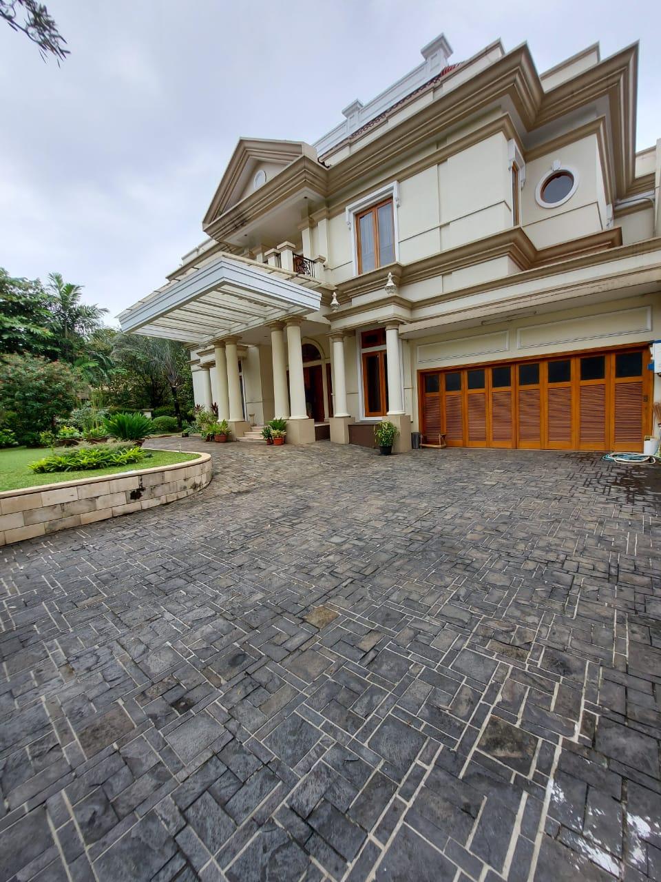 Disewa  Rumah 2 lantai siap huni Pondok Indah