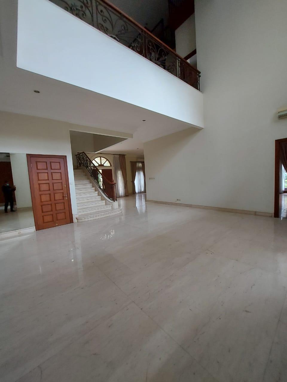 Disewa  Rumah 2 lantai siap huni Pondok Indah
