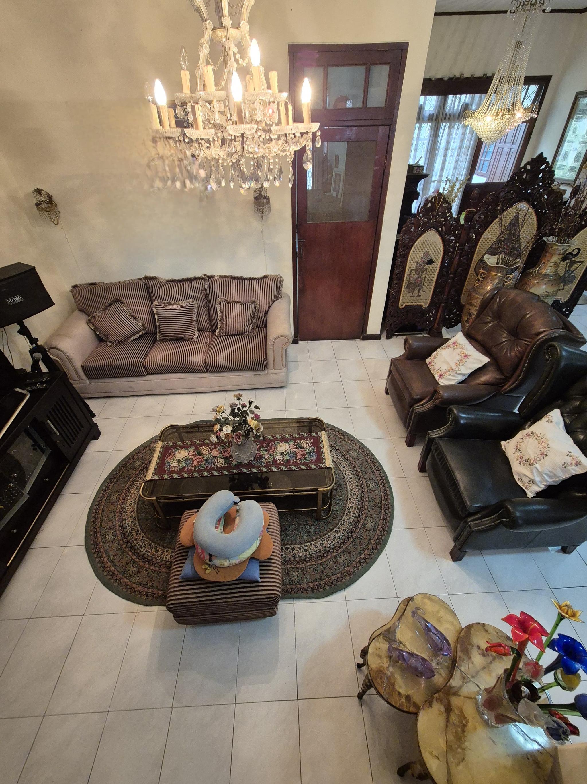 For sale rumah terawat 2 lantai di SCBD area keb baru