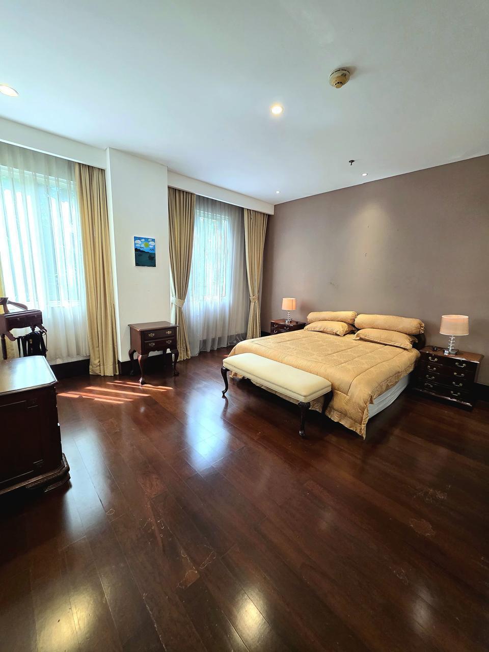Dijual dan Di sewa Apartment Pearl Garden Gatot Subroto