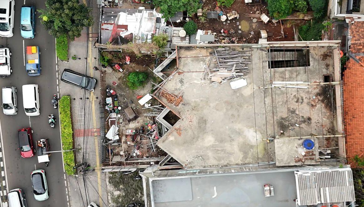 Disewa Bangunan Ruko Pinggir Jalan Raya Barito Jaksel