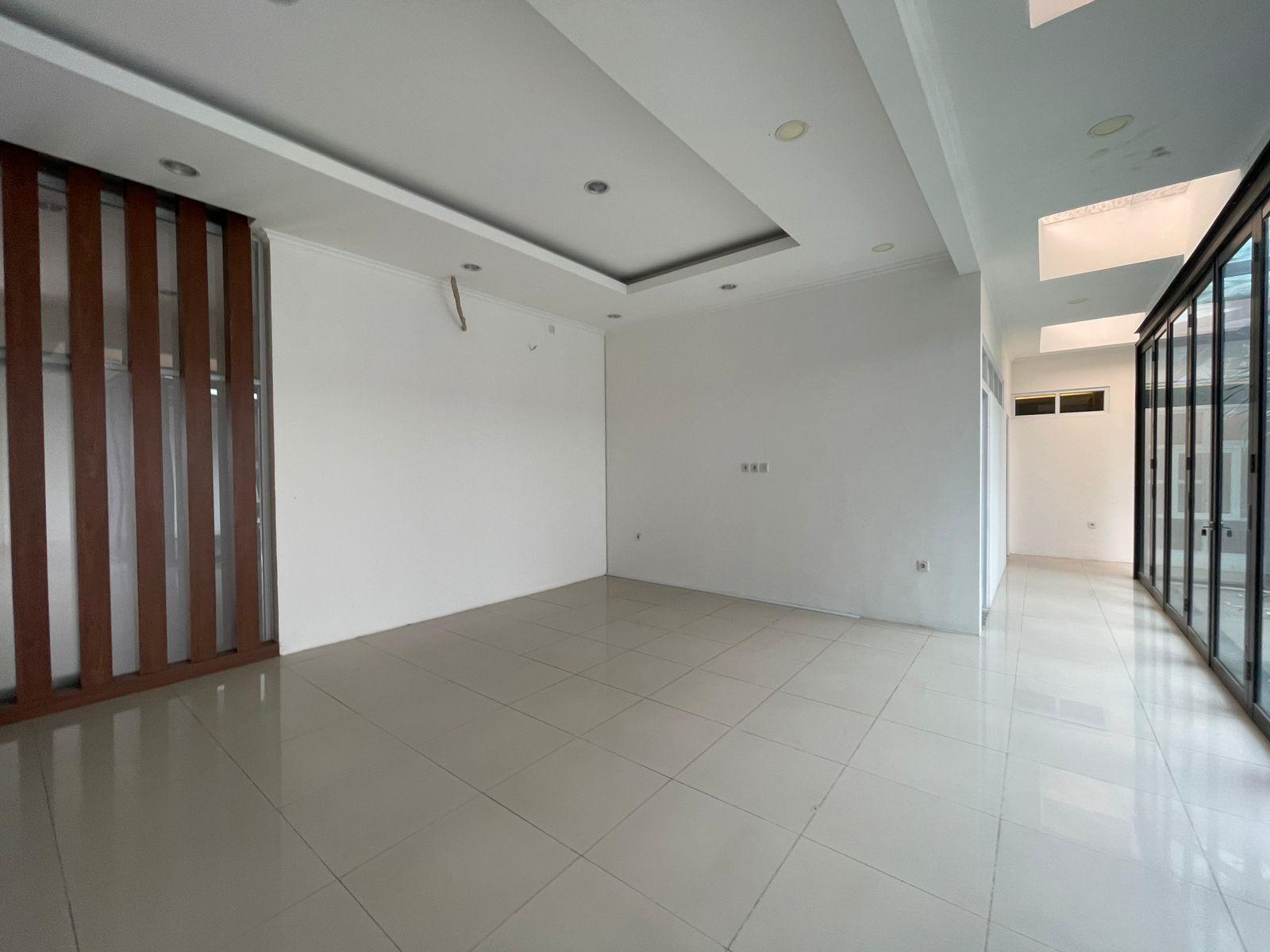 Disewa Rumah Cocok utk Kantor Menteng Jakarta Pusat