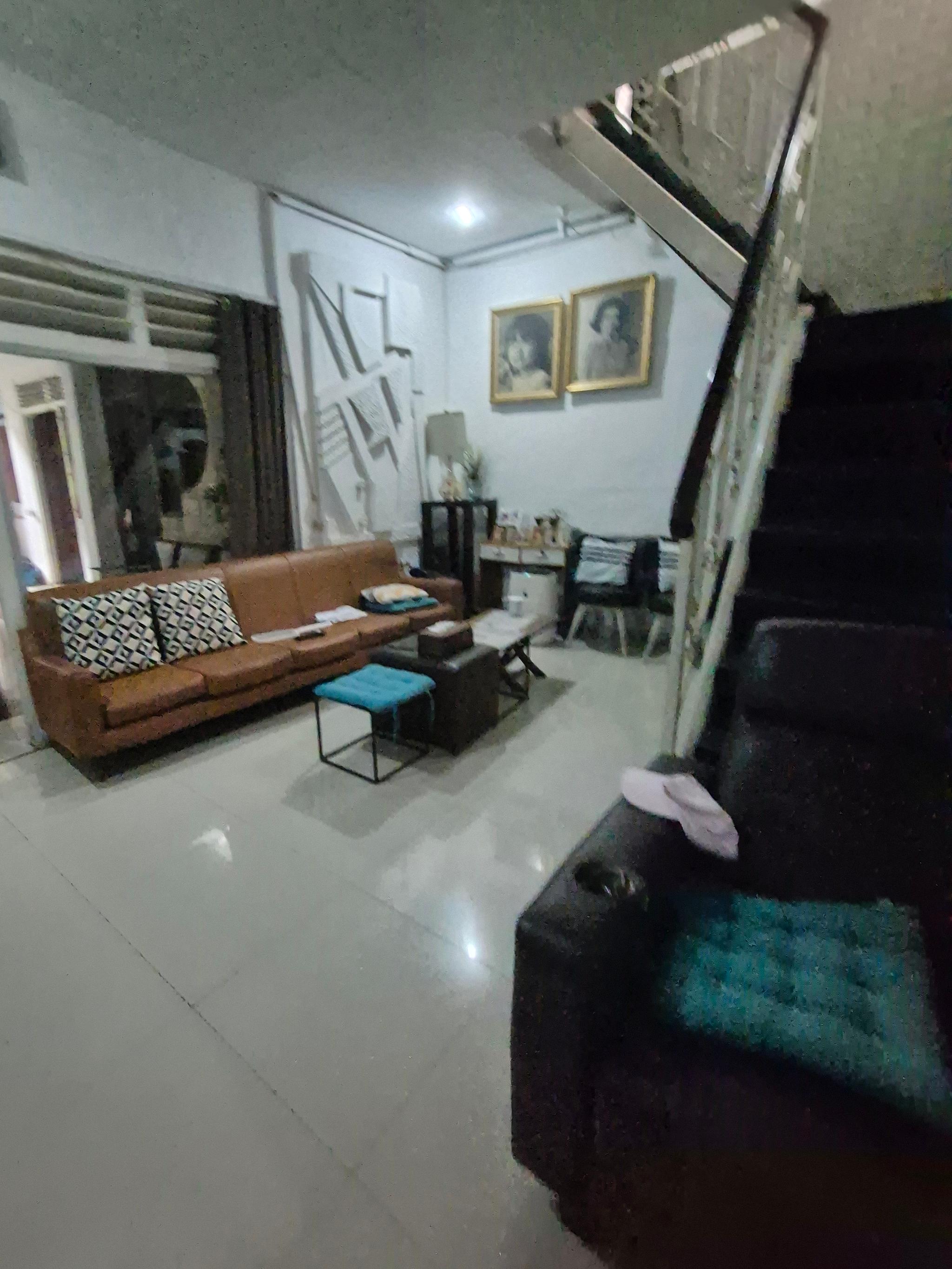 Good deal!Rumah hitung tanah kebayoran baru - cikajang 