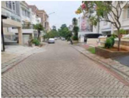 DI JUAL RUMAH CLUSTER CENDANA GOLF