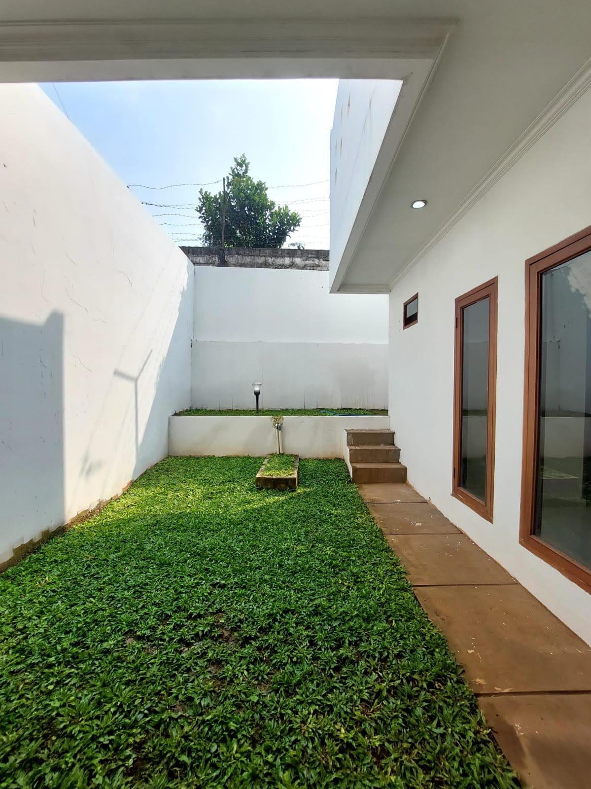 Dijual Rumah Asri dan Siap Huni Cilandak Timur Jaksel