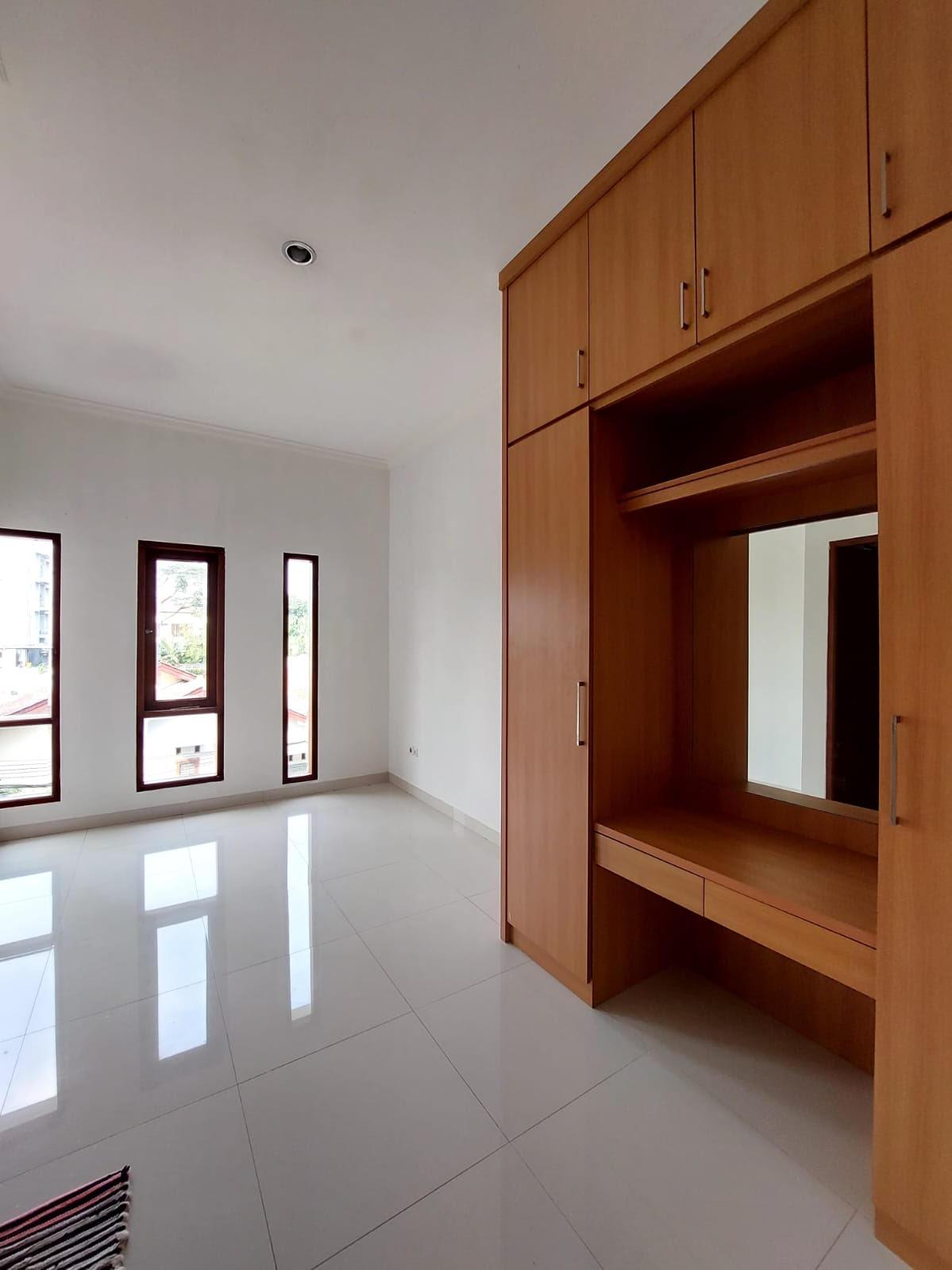 Dijual Rumah Asri dan Siap Huni Cilandak Timur Jaksel