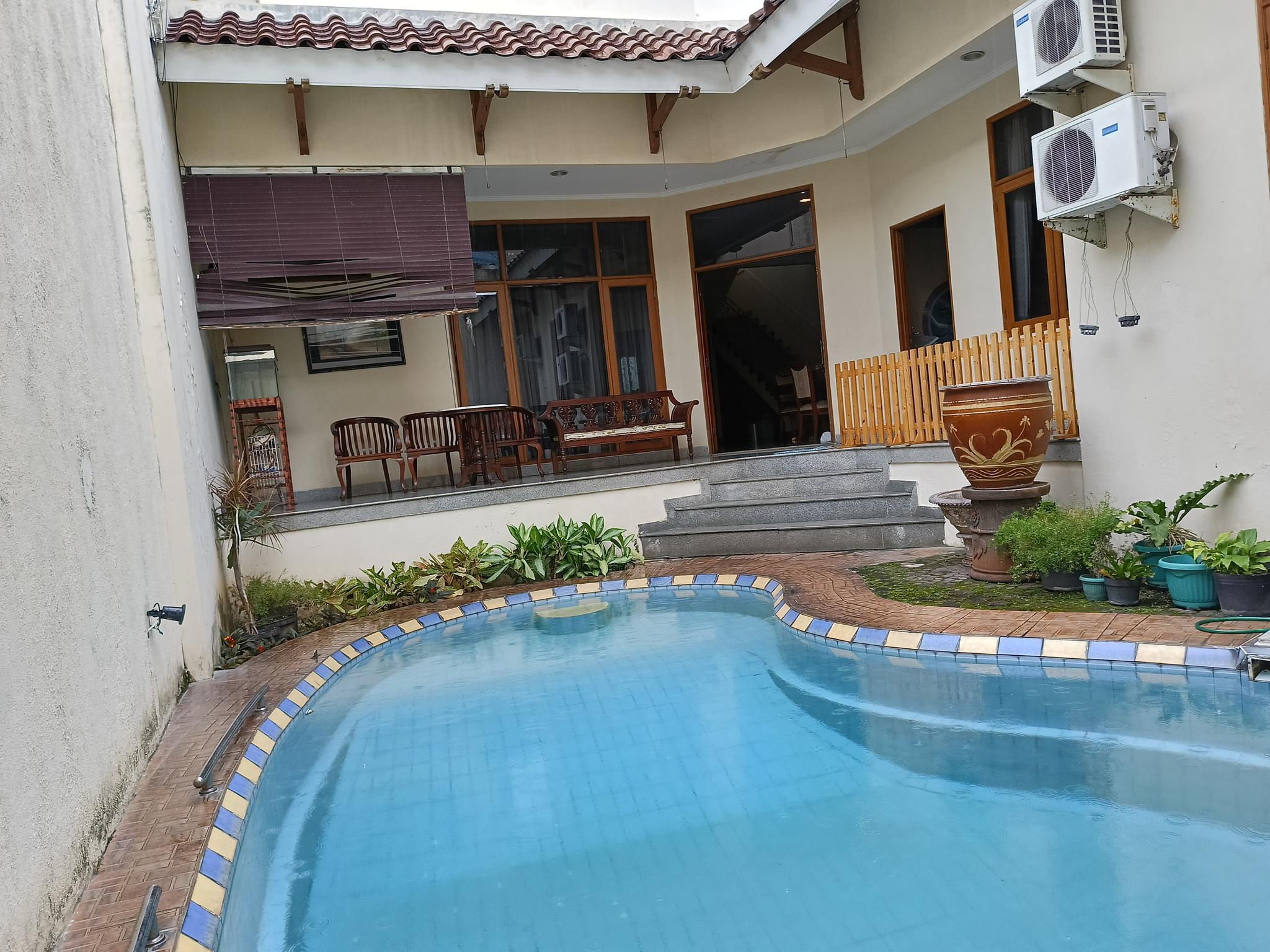 Dijual Rumah Strategis Cocok utk Kos Benhil Jakpus