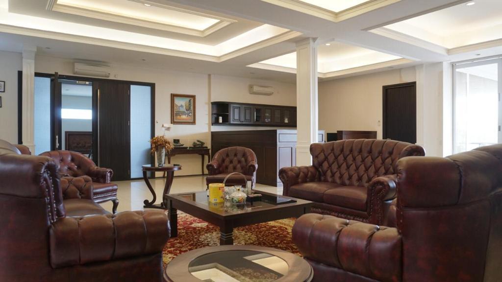 Dijual Kantor Fully Furnished Kemang Timur Jaksel