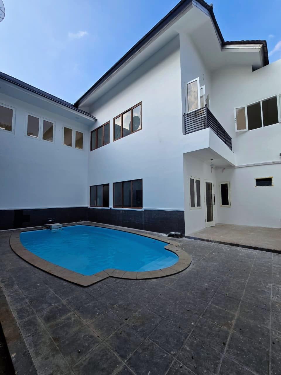 Dijual Rumah Brand New Renovated 