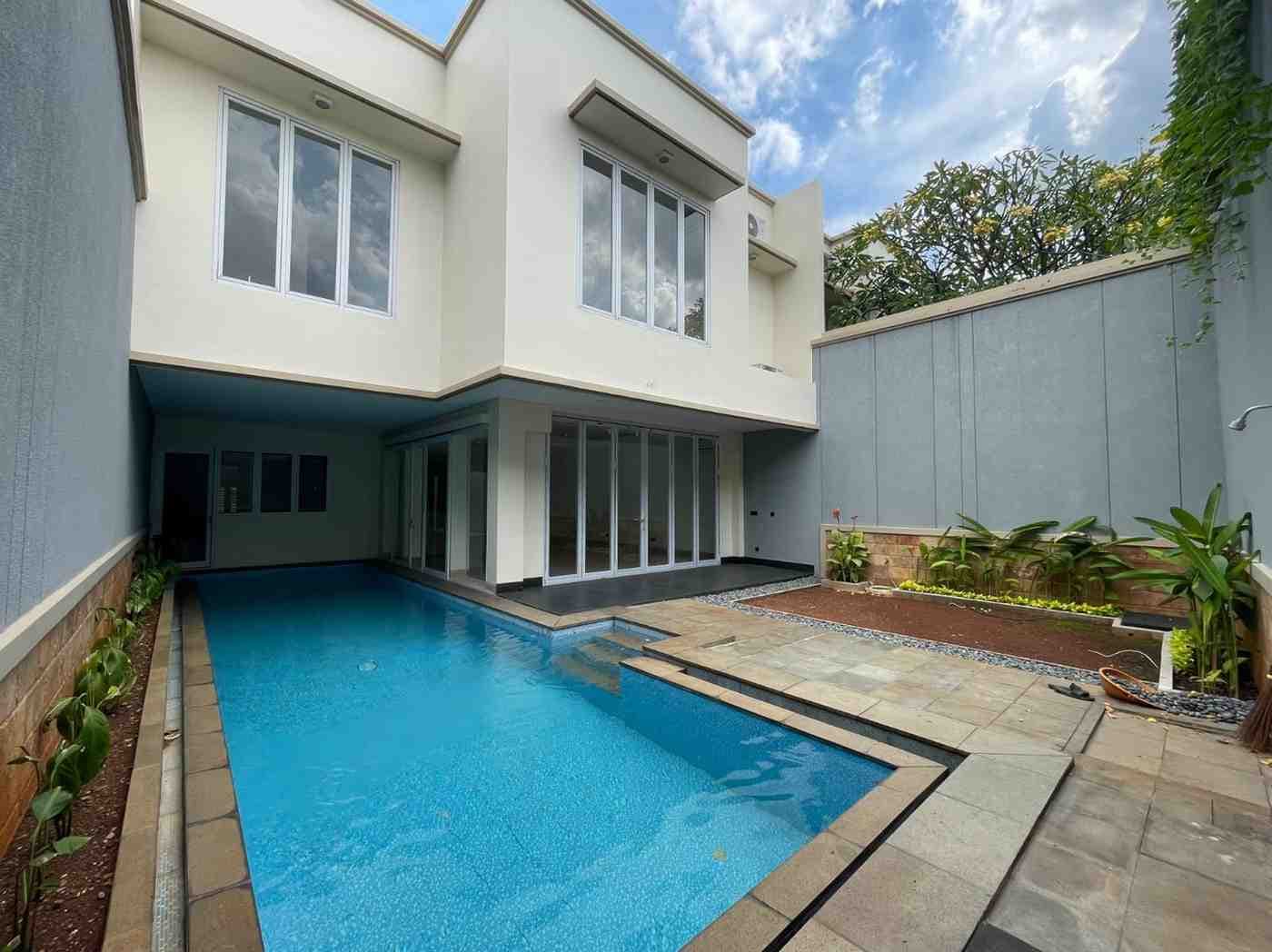 Dijual dan disewa di Kemang