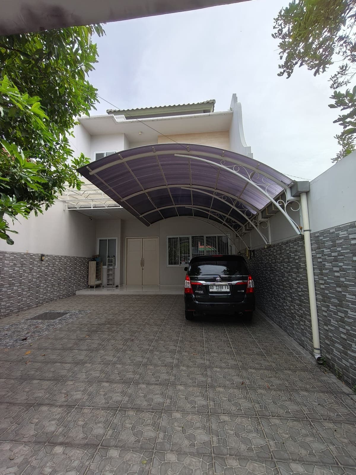 FOR SALE – Rumah Strategis di Madukoro, Solo
