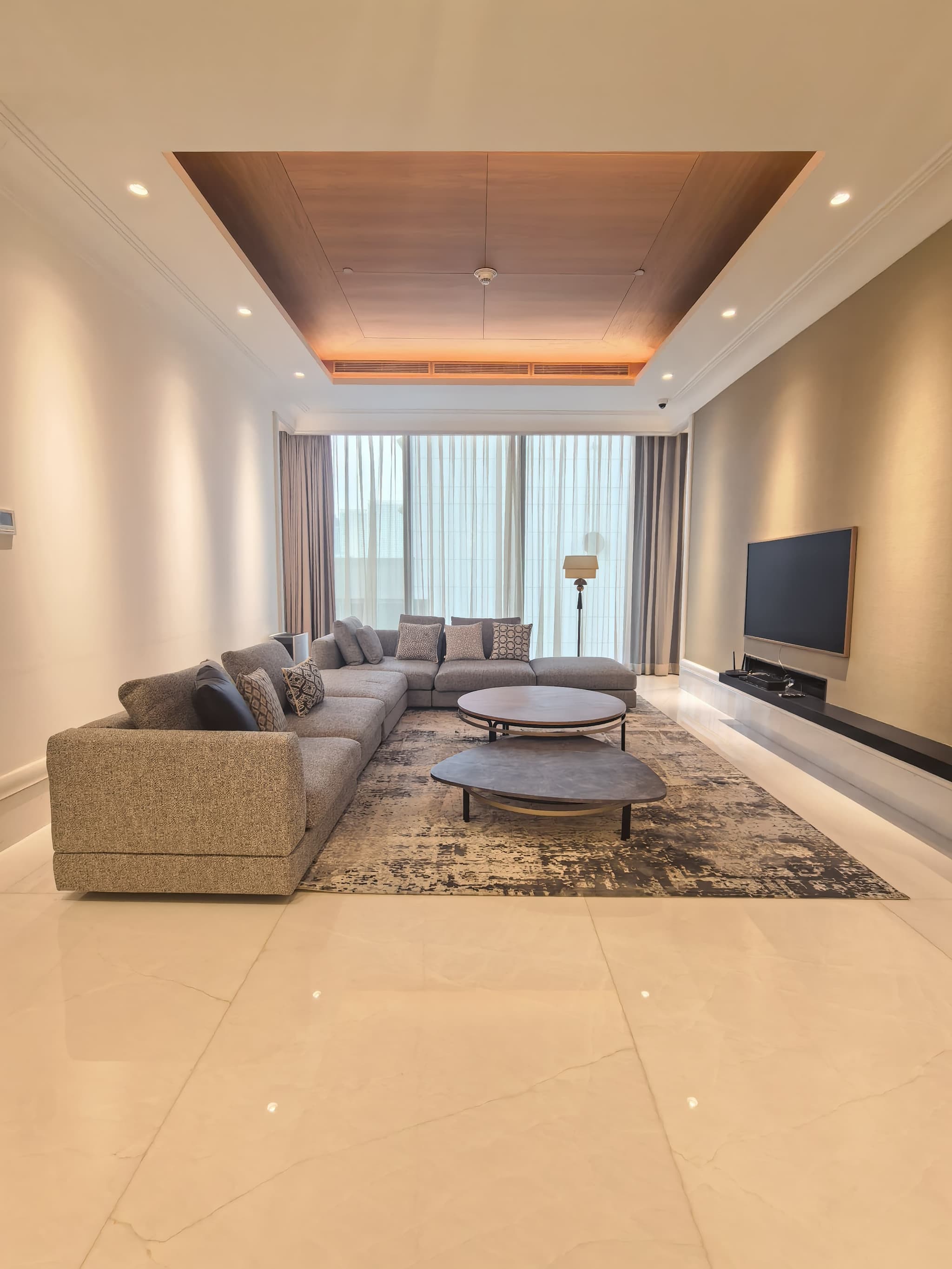 Apartemen St Regis Fully Furnished good deal
