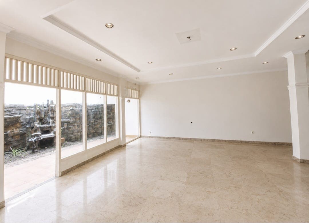 DIJUAL RUMAH DI MEGA KUNINGAN, JAKARTA SELATAN