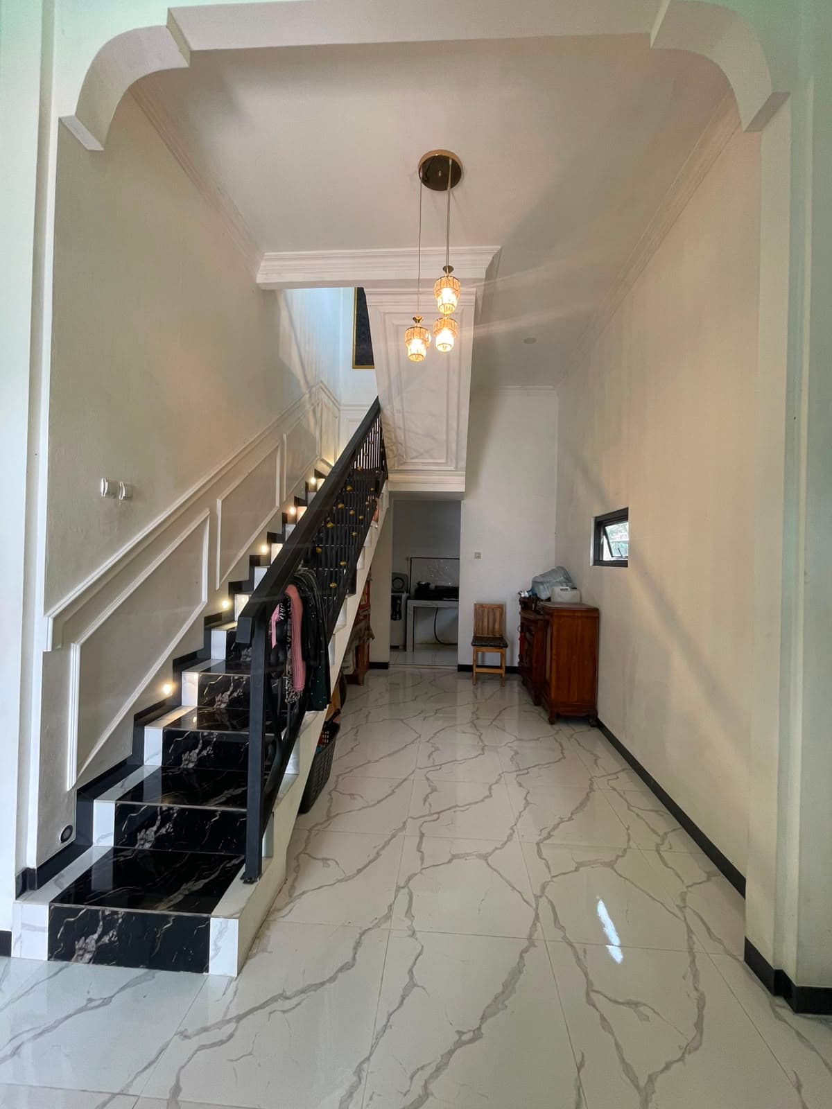 Dijual Rumah Komplek Tanah Baru Beji Depok