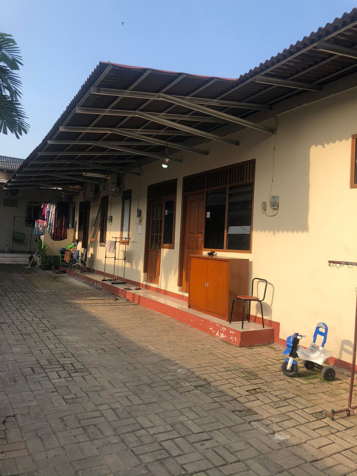 Dijual Rumah + Kost Strategis Tanah Kusir