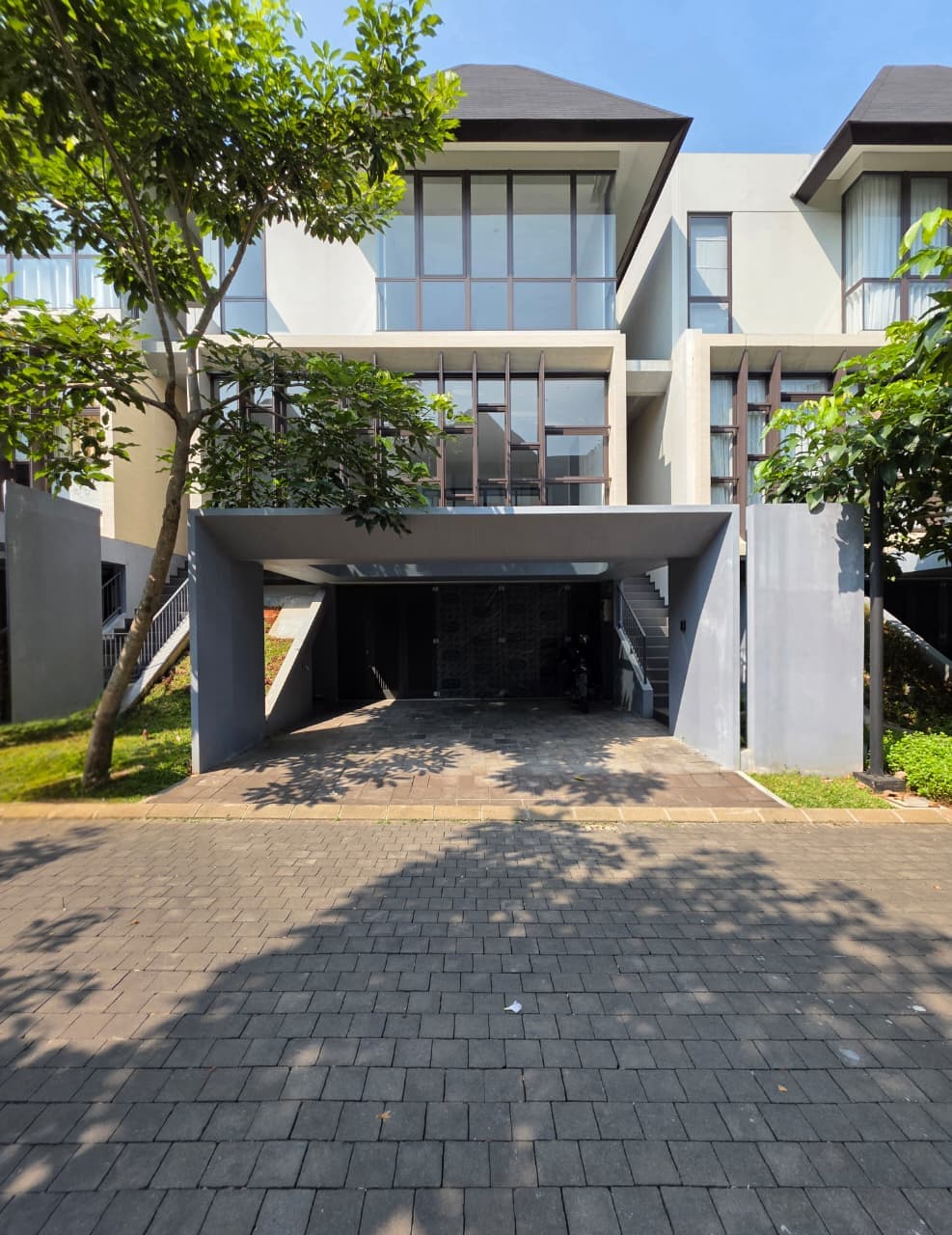 Tampak Depan Tampak Depan