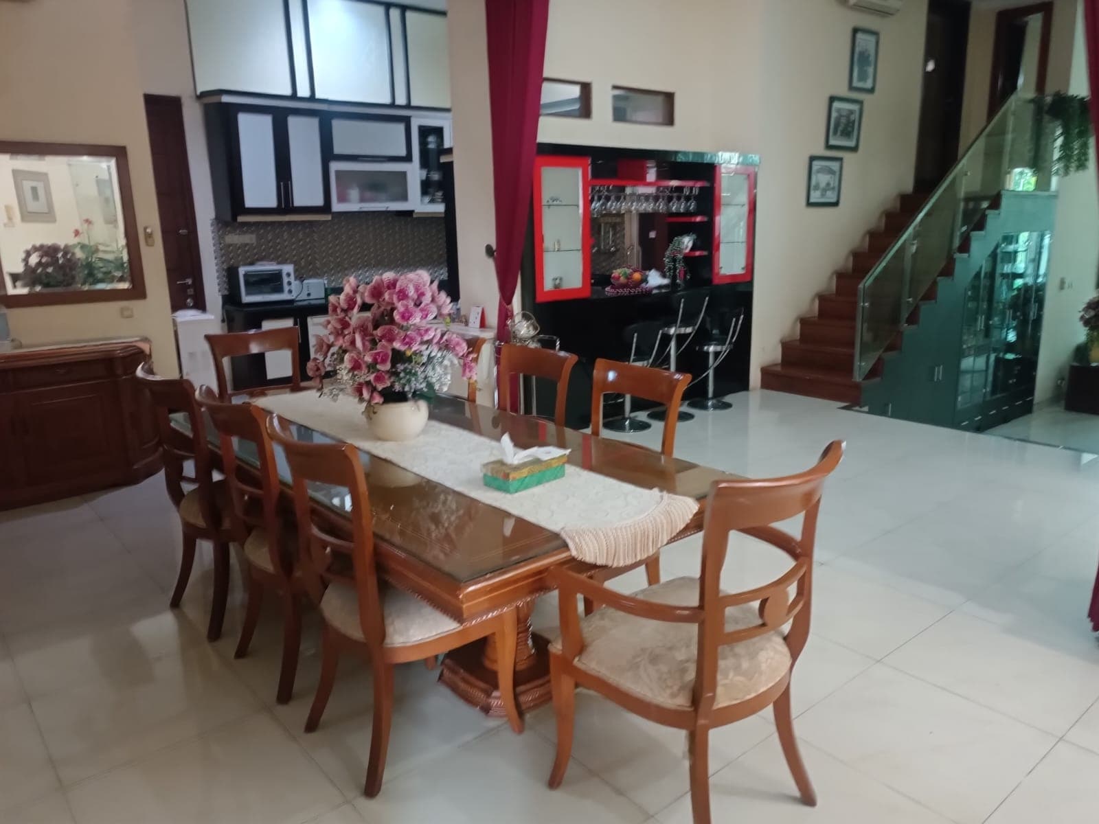 Ruang Makan Ruang Makan